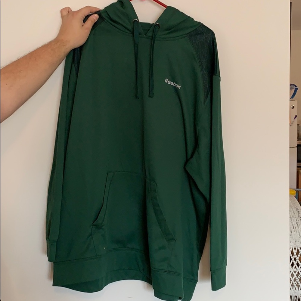 Oversized Reebok sweatshirt